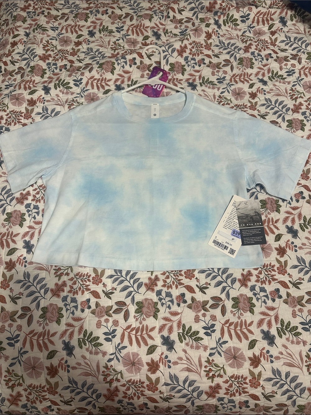 NWT Lululemon All Yours Organic Cotton Cropped T *Wash
Smoothie Wash Blueberry